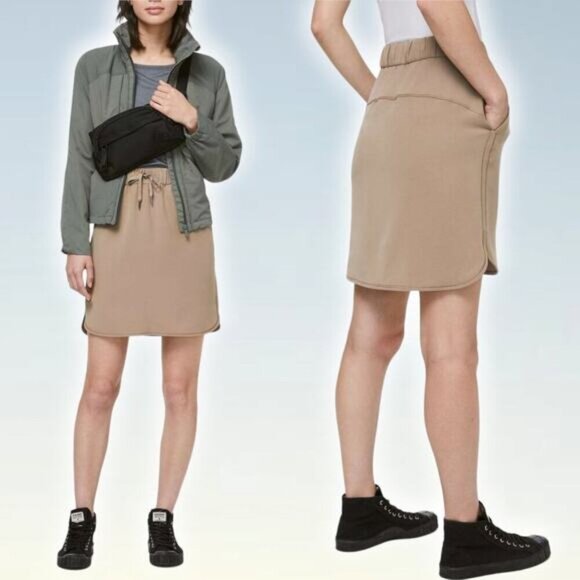 lululemon athletica Dresses & Skirts - LULULEMON On The Fly Skirt Woven Sz 4 Frontier